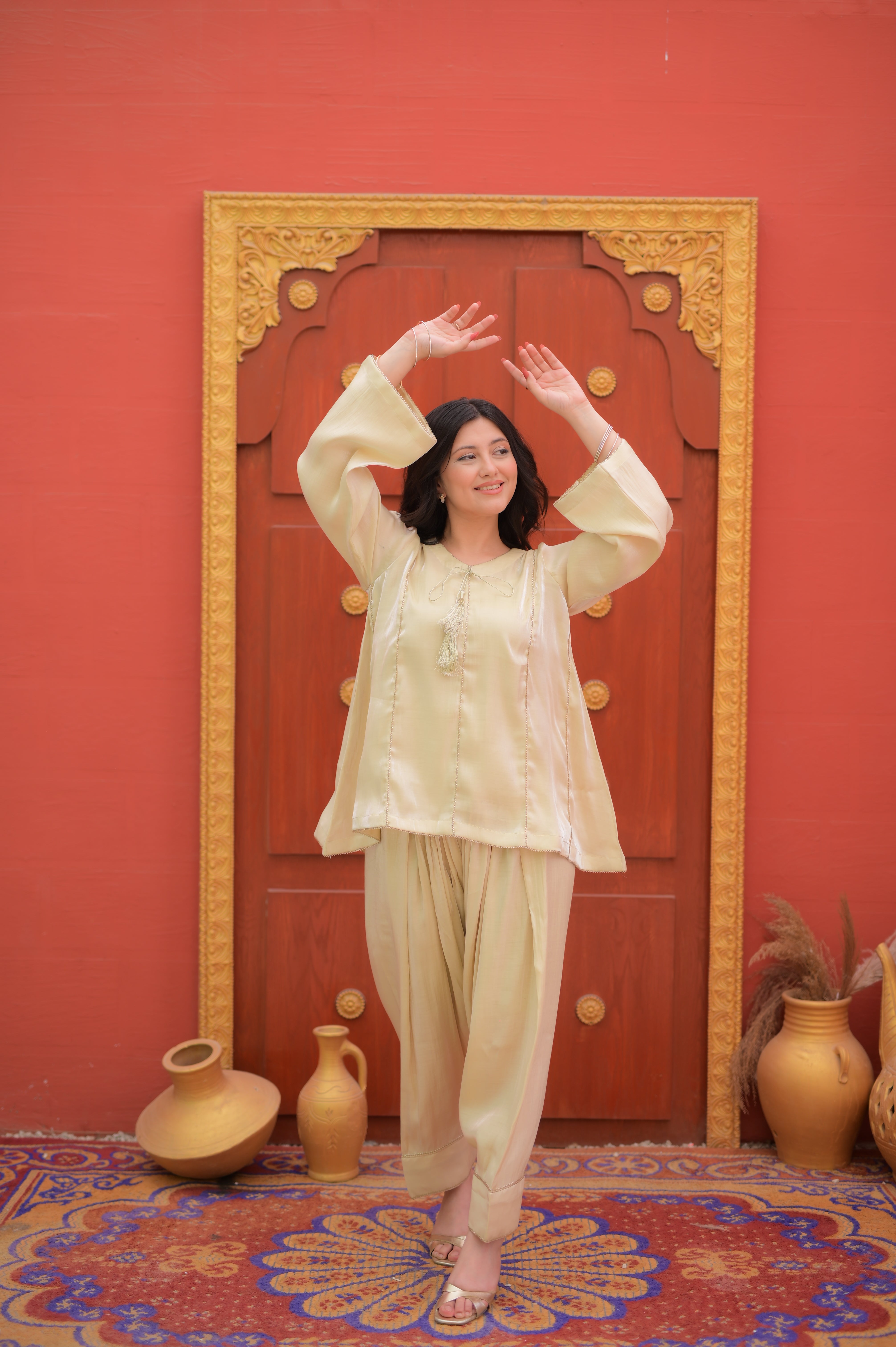 Nooré – Cream Luxe Set